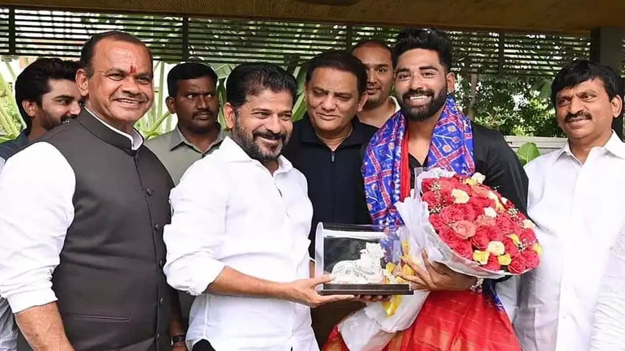 Mohammed Siraj : సీఎంను క‌లిసిన సిరాజ్‌