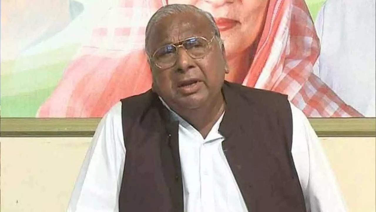 V Hanumantha Rao : నాకు అన్యాయం జరిగింది.. సీఎం యువ‌కుడు.. అందుకే యువకులను ప్రోత్సహించాలి