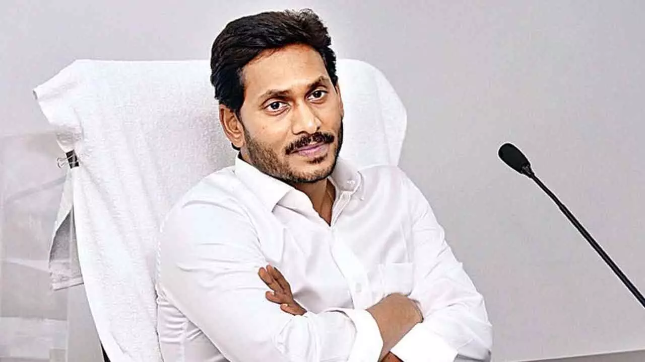 YS Jagan : మాజీ సీఎం వైఎస్‌ జగన్‌పై కేసు నమోదు