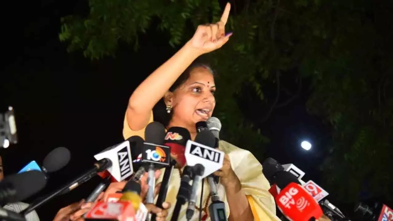 MLC Kavitha : సాయంత్రానికి హైదరాబాద్‌కు చేరుకోనున్న ఎమ్మెల్సీ కవిత