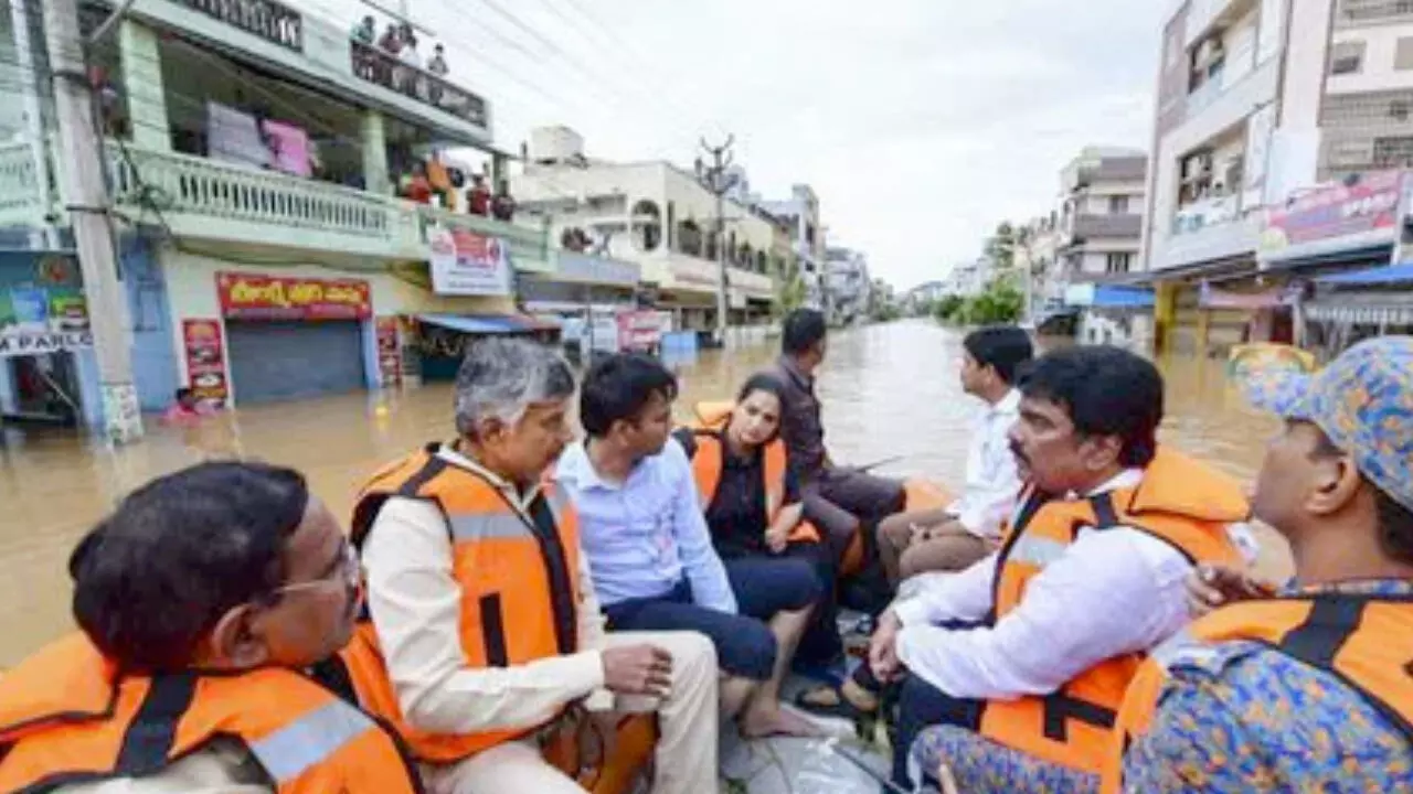 Vijayawada Floods: ఆ ప్రాంతాల్లో ఇంకా అదే పరిస్థితి