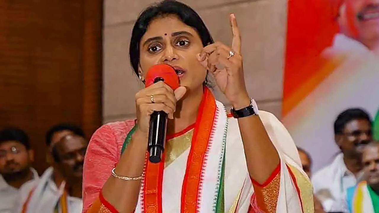 YS Sharmila : జగన్ చేసిన మోసం మళ్ళీ బాబు చేయొద్దు