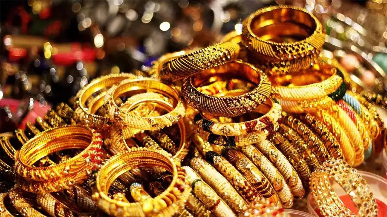 Gold Price : స్వల్పంగా తగ్గిన బంగారం ధ‌ర‌లు