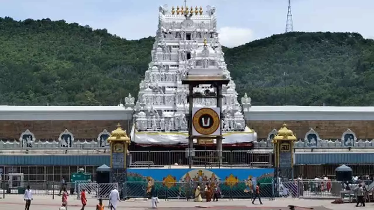 Tirumala : భ‌క్తుల‌కు గుడ్‌న్యూస్‌.. నేడు శ్రీవారి ఆర్జితసేవా టికెట్ల కోటా విడుదల