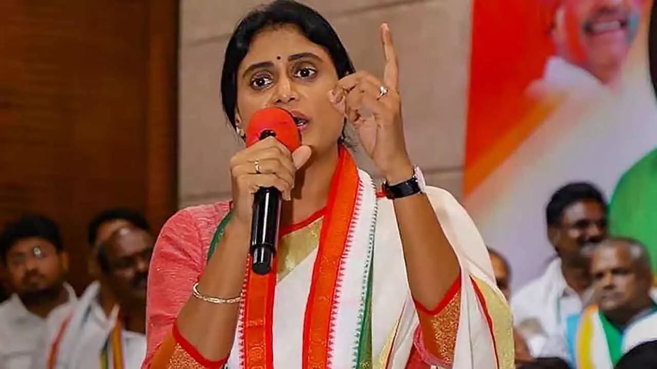 YS Sharmila : మీ ఆరోపణల్లో రాజకీయ కోణం లేకుంటే నిజాలు నిగ్గు తేల్చండి